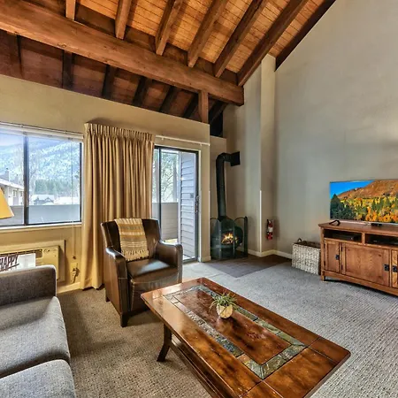 Lakeland Village 324 - Tahoe Studio Loft Ski Beach
